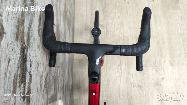 НОВ карбонов шосеен велосипед Ridley Fenix SLiC Disc Shimano 105 Di2 Novatec Tubeless | M, снимка 9 - Велосипеди - 53945400