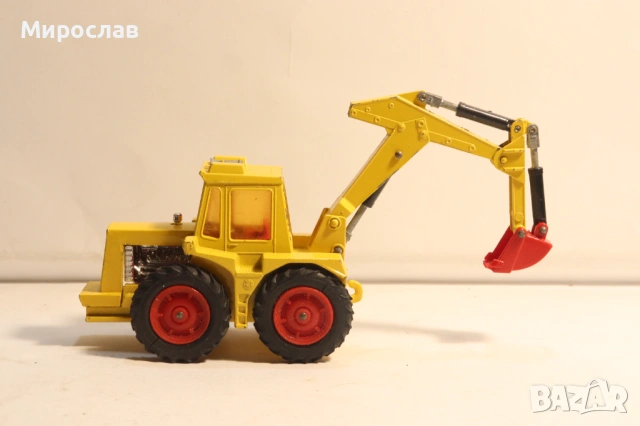 MATCHBOX KING SIZE БАГЕР БУЛДОЗЕР КОЛИЧКА МОДЕЛ