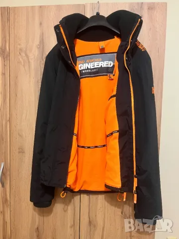 Зимно яке SUPERDRY-оригинално., снимка 1 - Якета - 48361583