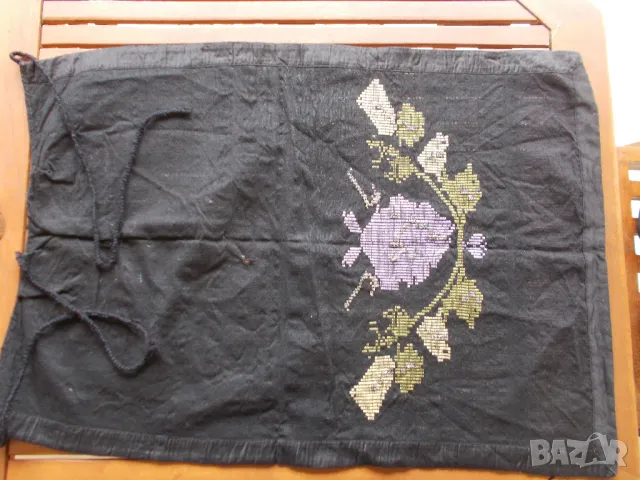 Лот от 11 бр. стари български битови престилки за декорация, снимка 9 - Други ценни предмети - 50430153