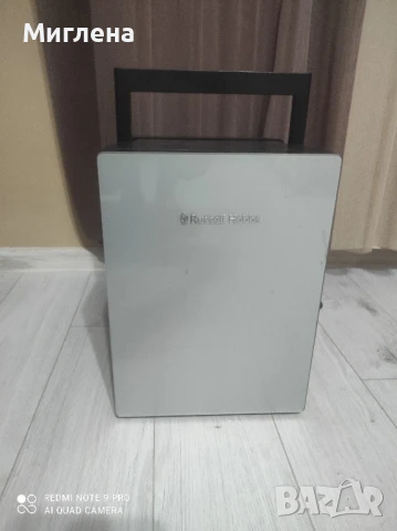 Мини хладилник на 12 и 220 волта