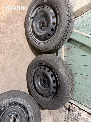 Тойота Айго джанти с гуми , снимка 2 - Гуми и джанти - 52195170