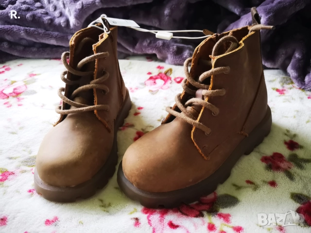 Zara Нови Боти естествена кожа р-р 25, снимка 3 - Детски боти и ботуши - 52003607