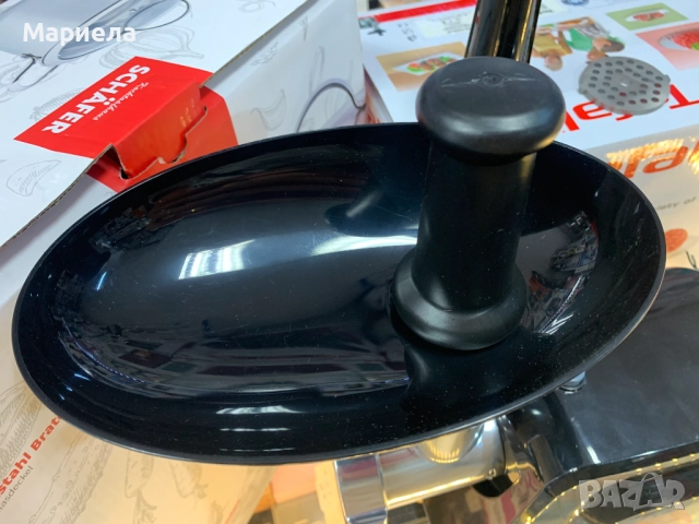 Месомелачка Tefal Classic NE105838 / 1400W / С пълначка, снимка 6 - Месомелачки - 51904221