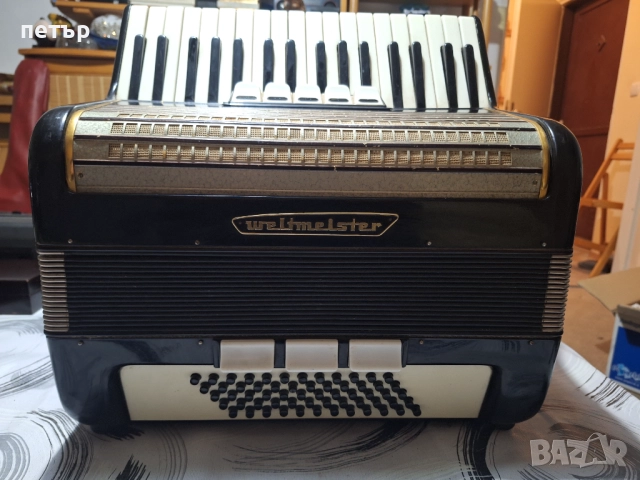 Акордеон Велтмайстер 60 баса, снимка 2 - Акордеони - 52929777