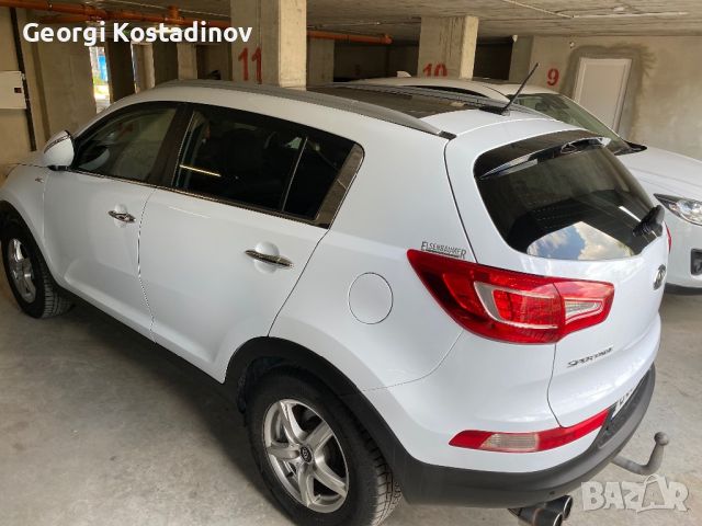 Kia Sportage 2.0 CRDI, снимка 5 - Автомобили и джипове - 42108176