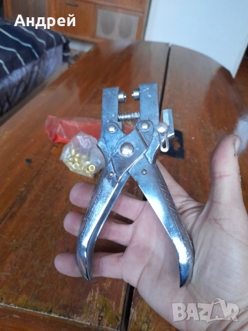 Стари клещи за копчета, снимка 3 - Антикварни и старинни предмети - 53903591