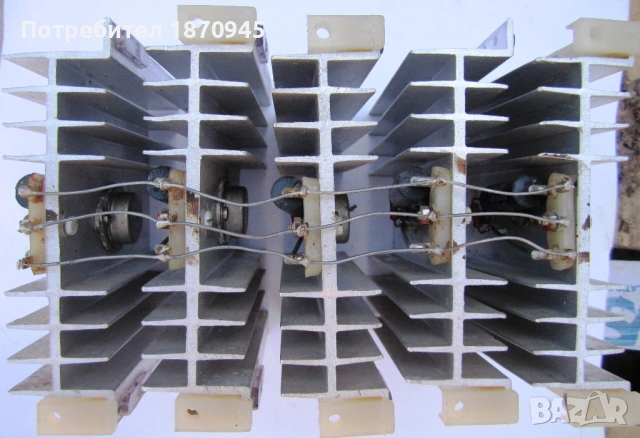 Продавам радиатори с транзистори, снимка 2 - Друга електроника - 54121646