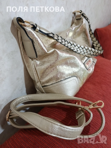Златна чанта, снимка 3 - Чанти - 52604015
