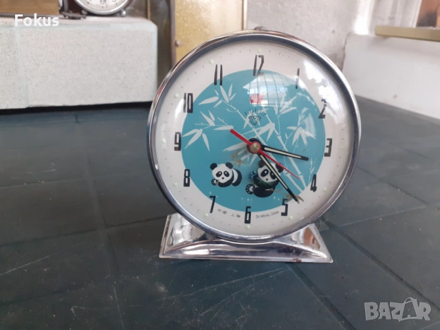 Стар китайски анимиран часовник будилник с панди, снимка 2 - Антикварни и старинни предмети - 53285910
