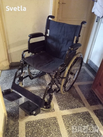 Сгъваема инвалидна количка
