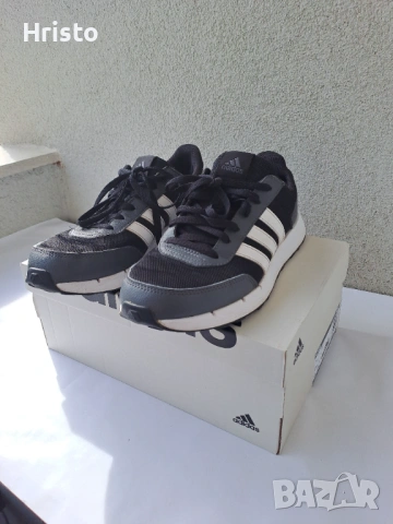 Продавам маратонки Адидас Adidas , снимка 3 - Маратонки - 54235009