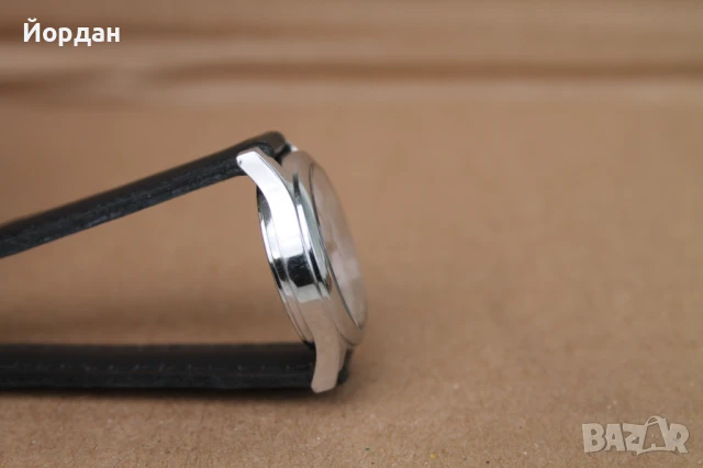 Дамски часовник ''Rodania'', снимка 3 - Дамски - 50496526