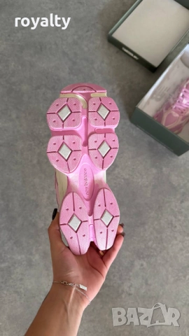 New Balance Оригинални Розови Дамски Маратонки С Кутия , снимка 2 - Маратонки - 52803948