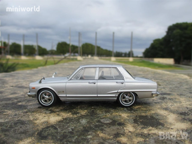 Nissan Skyline MkIII 2000GT-R GC10 - мащаб 1:43 на EBBRO моделът е нов в PVC дисплей-кейс, снимка 2 - Колекции - 52164246