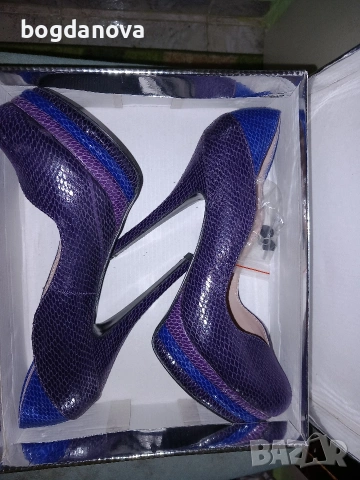 Нови елегантни обувки на ток