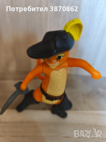 McDonald’s Happy Meal 2011 Puss in Boots ("Котаракът в чизми"), снимка 2 - Колекции - 53156586