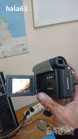Самсунг цифров камкордер  VP-D964W, снимка 2 - Камери - 51909536