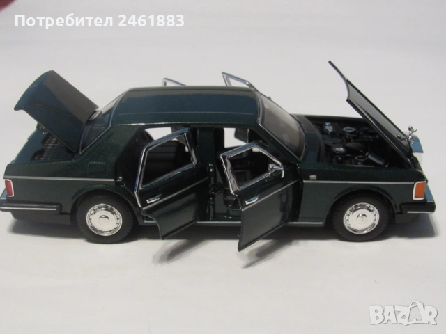 1/32 Rolls-Royce Silver Spur 1994 метална колекционерска количка , снимка 4 - Колекции - 54004638
