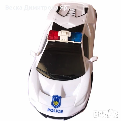 Полицейска кола с 3D светлини и звук – Бяла, въртяща се на 360 градуса, снимка 2 - Коли, камиони, мотори, писти - 51074158