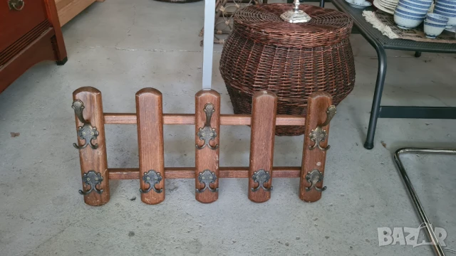 масивна закачалка с орнаменти внос от Европа, снимка 2 - Закачалки - 50820674