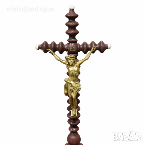 Антикварен дървен настолен кръст (разпятие) с фигура на Исус Христос, снимка 4 - Статуетки - 53905127