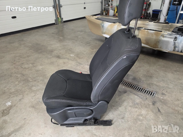 Renault Clio IV шофьорска седалка , снимка 3 - Аксесоари и консумативи - 53659061