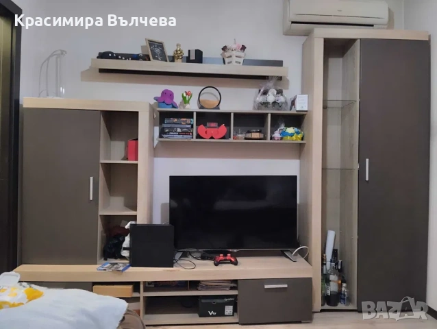 Продавам холна секция и шкаф за дрехи