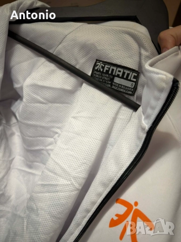 горнище на Fnatic Worlds 2019 League of Legends, снимка 5 - Спортни дрехи, екипи - 52915834