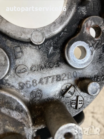 Държач за горивна помпа за Volvo C30 1.6 TDI 115HP (2012) 9684778280 D4162T, снимка 3 - Части - 53866427