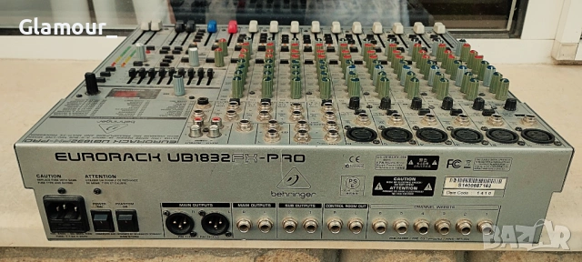 Миксер , снимка 2 - Ресийвъри, усилватели, смесителни пултове - 53683882