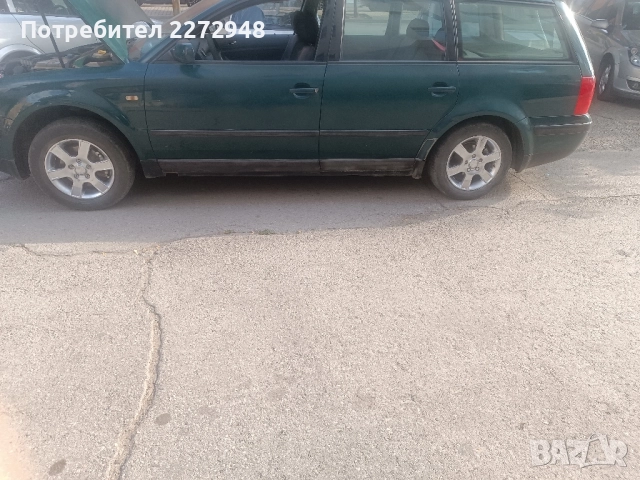 ПАСАТ Комби газ бензин 98 г Обслужен , снимка 2 - Автомобили и джипове - 49114477