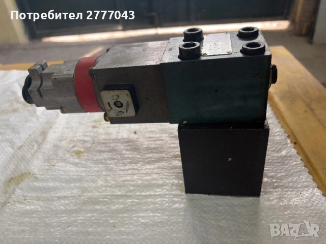 Хидравличен предпазен вентил BOSCH 0811402012 – 315 bar – Arburg