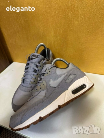 Оригинални маратонки Nike Air Max 90 Premium Wolf Grey  Limited edition , №38, снимка 4 - Маратонки - 53627438