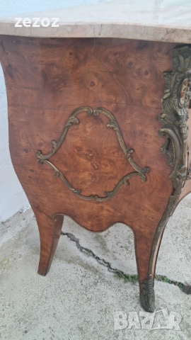 Скрин антикварен"Бомбе", снимка 5 - Скринове - 52533936