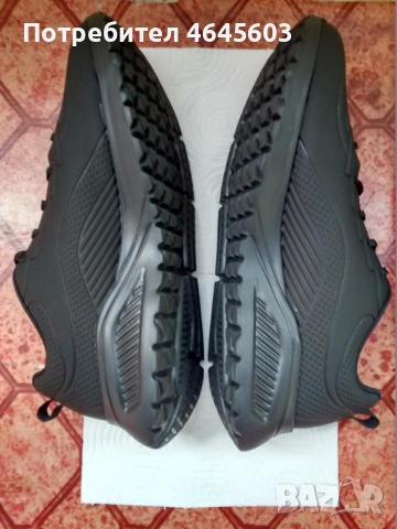 Продавам спортни обувки (маратонки) Skechers Uno Lite-Lighter One, снимка 2 - Маратонки - 54284835