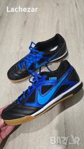 Мъжки футболни обувки Nike5 Gato 2011 