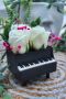 Декорация пиано със сапунени цветя, букет, рози, снимка 3
