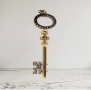 Златен ключ висулка медальон 14 к, снимка 6