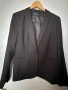 Продавам дамски костюм от три части, снимка 1