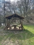 Дървена масивна беседка с пейки и маса , снимка 2