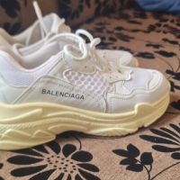 Balenciaga дамски обувки, снимка 1 - Маратонки - 45617701