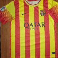Barcelona x Nike Leo Messi 10 size L , снимка 1 - Тениски - 44940782