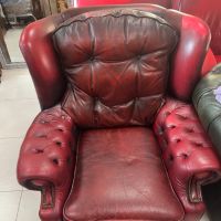 Фотьойл/кресло Честърфийлд модел Pegasus, цвят Oxblood (телешка кръв), снимка 4 - Дивани и мека мебел - 45287039