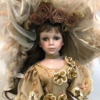 Красива керамична кукла 70 см, снимка 1 - Колекции - 45526589