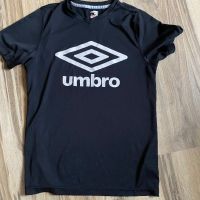 Оригинална черна тениска Umbro ! S, снимка 1 - Детски тениски и потници - 45700783