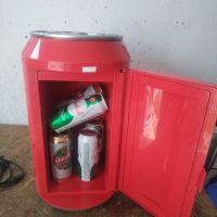 Мини хладилник във форма на кенче COCA COLA за охлаждане на храна и напитки,вода,безалкохолно Страхо, снимка 8 - Хладилни чанти - 45074932