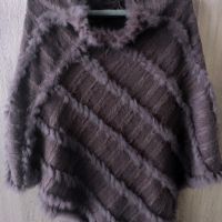Пончо естествен косъм от заек, снимка 3 - Блузи с дълъг ръкав и пуловери - 45695245