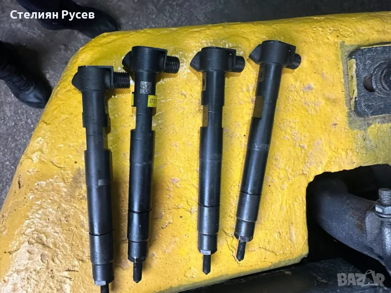  Инжекторна дюза за Mercedes-Benz C 200 cdi 136hp / 651 / W 204  налични 4 броя цена  500ЛВ общо  де, снимка 1