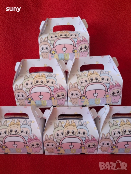 Кутийка за лакомства и подаръци Лабубу, снимка 1